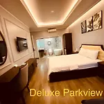 La Galerie Hotel