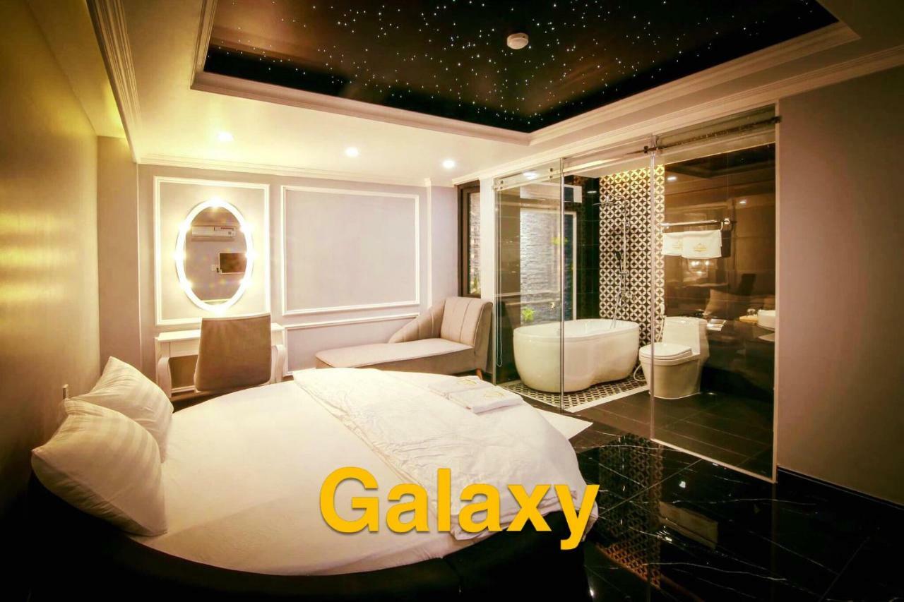 La Galerie Khách sạn 3*